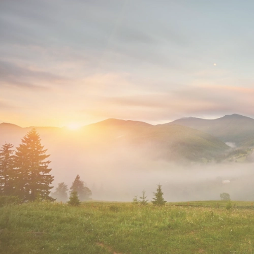 Sunrize near mountains